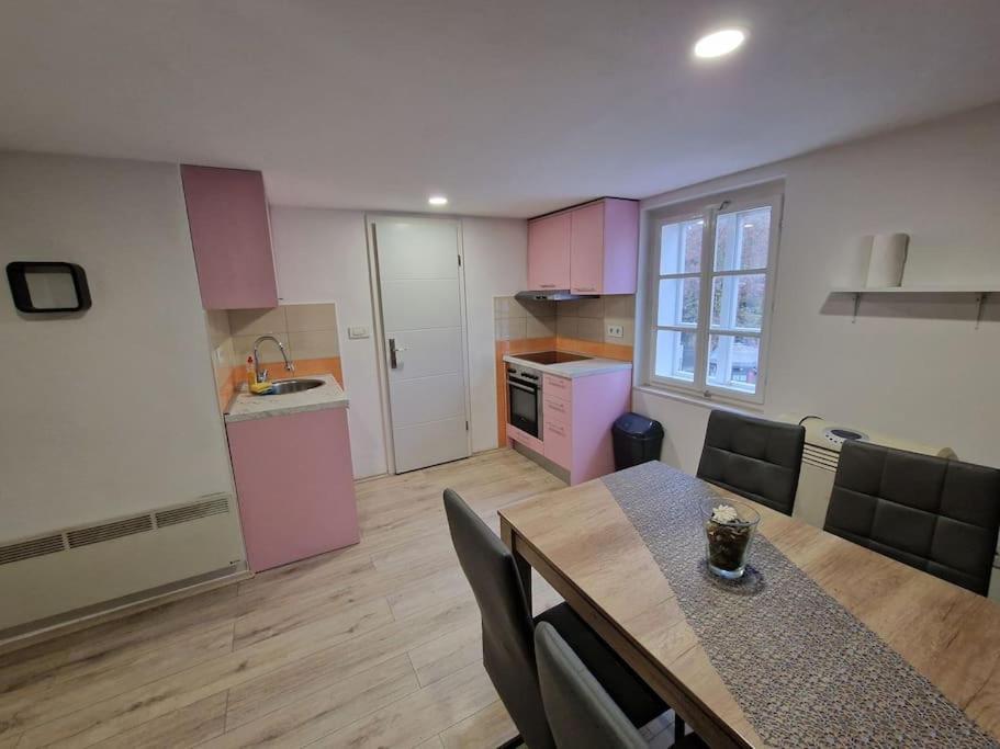 Apartman Rose Zagreb Buitenkant foto