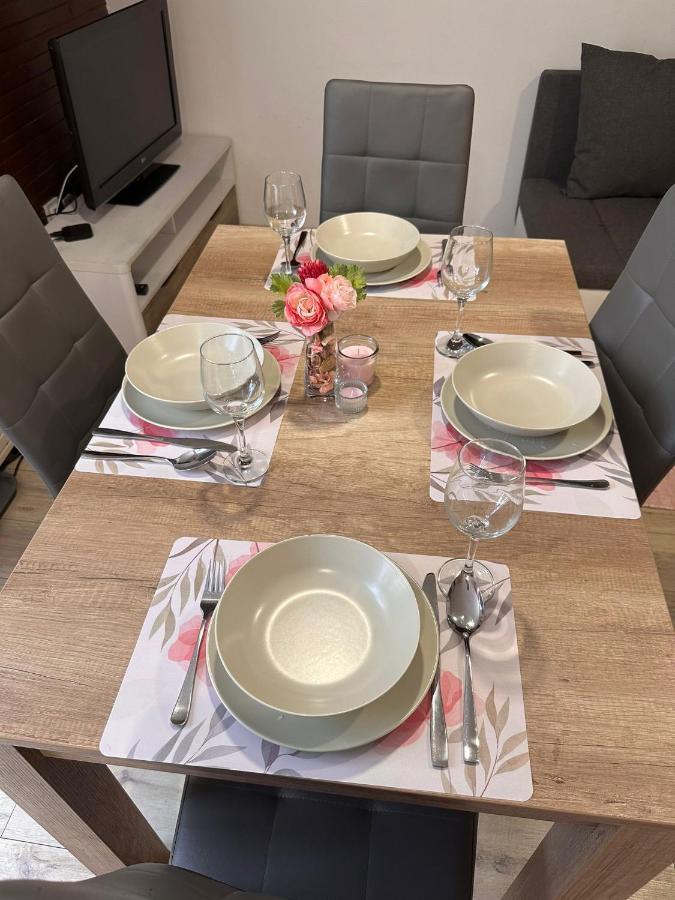 Apartman Rose Zagreb Buitenkant foto